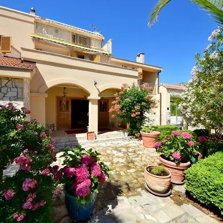 Meridiana-3 By Interhome