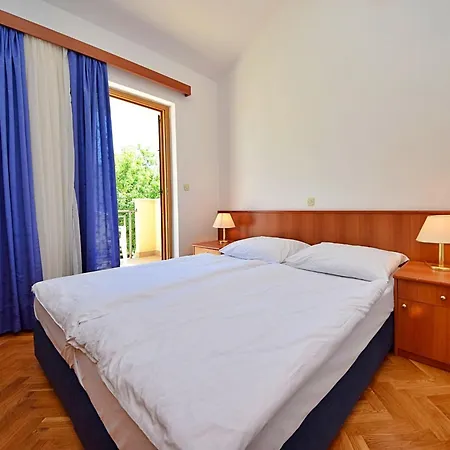 Meridiana-3 By Interhome Appartement