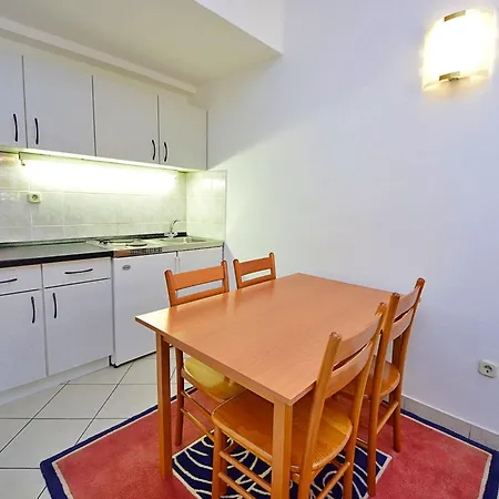 Appartement Meridiana-3 By Interhome